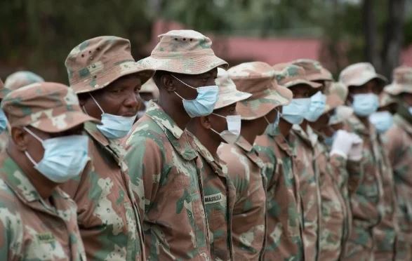 南非国防军中3名士兵确诊感染了新冠肺炎