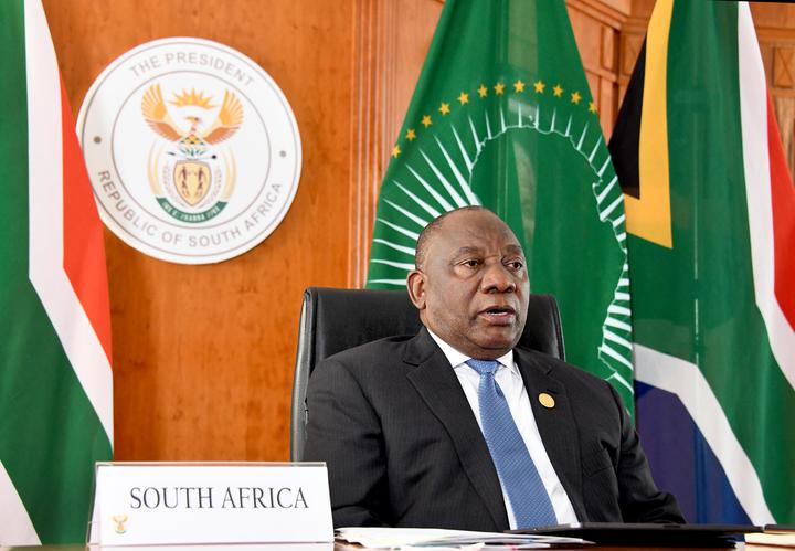 南非总统拉马福萨出席中非团结抗疫特别峰会并讲话