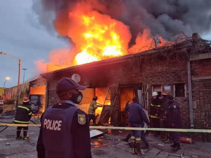 新堡警民中心一副主任因杂货店发生火灾不幸去世